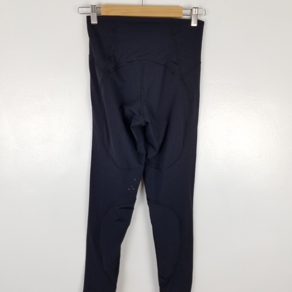 Nadi X Wearable X Solid Black Smart Yoga Leggings Medium - Picture 6 of 10